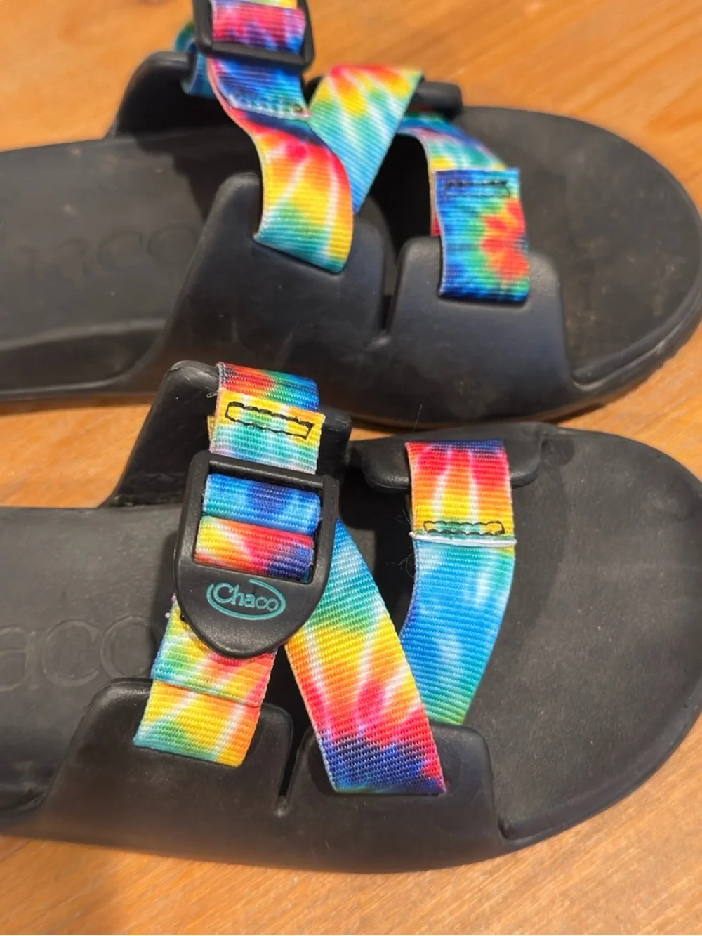 Chaco Chillos Kids Youth Tie Dye Rainbow Slip On Sandals K1